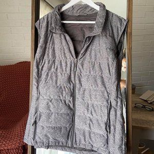 GREY PUFFY VEST
